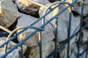 Блог — Какой щебень нужен для габионов: советы по выбору материала — фото