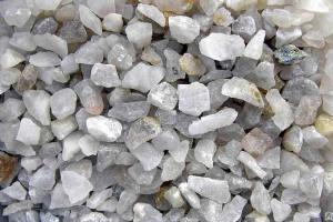 Блог — Как очистка щебня влияет на качество балластного слоя: методы, эффективность и нюансы применения — фото