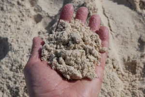 Блог — Мытый песок: особенности, преимущества и области применения — фото