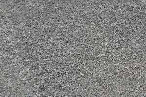 Блог — Доломитовый или известняковый щебень: в чем разница и что прочнее? — фото