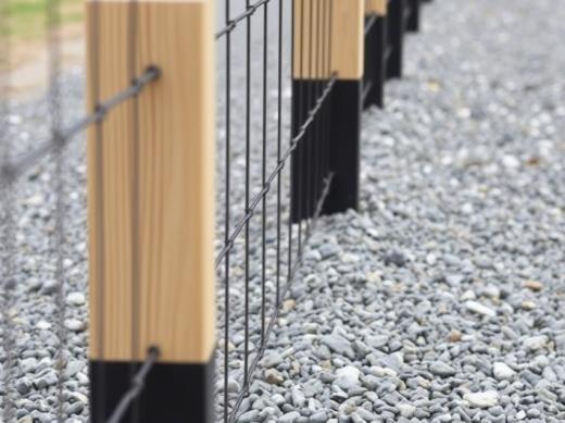 Выбираем щебень для установки столбов забора — фото