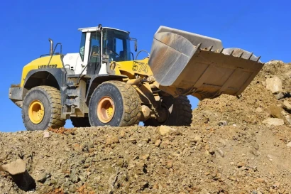 Выкуп дорожных плит — Экскаваторы — фото